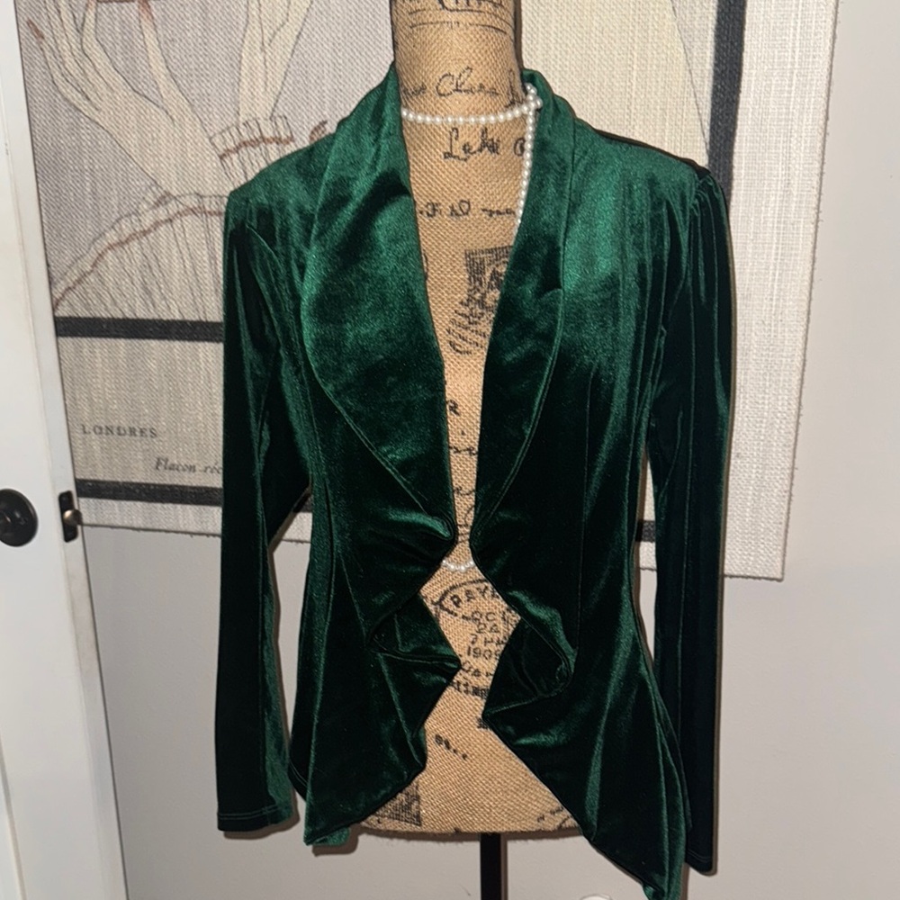 - Elegant Green Velvet Women's Jacket